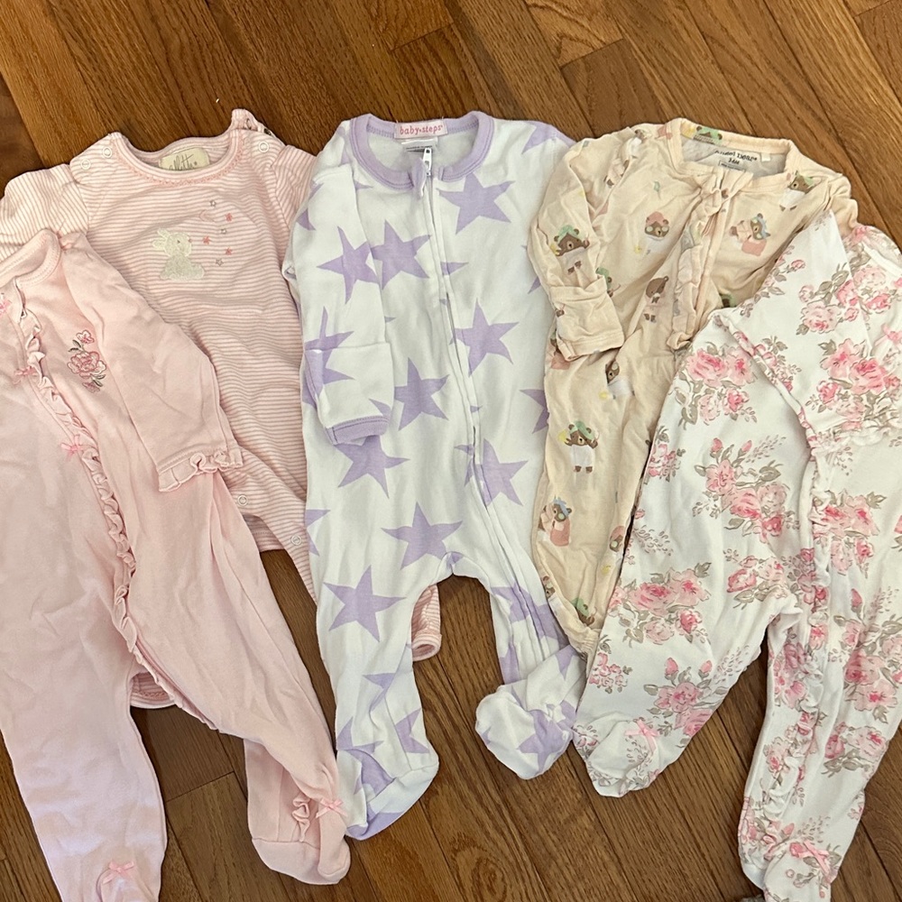 5 Footies - Size 3 through 6 months
